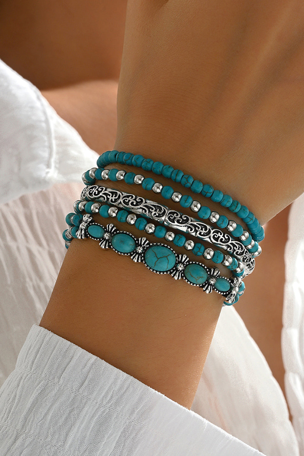 Desert Bloom Turquoise Bracelet – Silver-Touched Elegance for Free Spirits